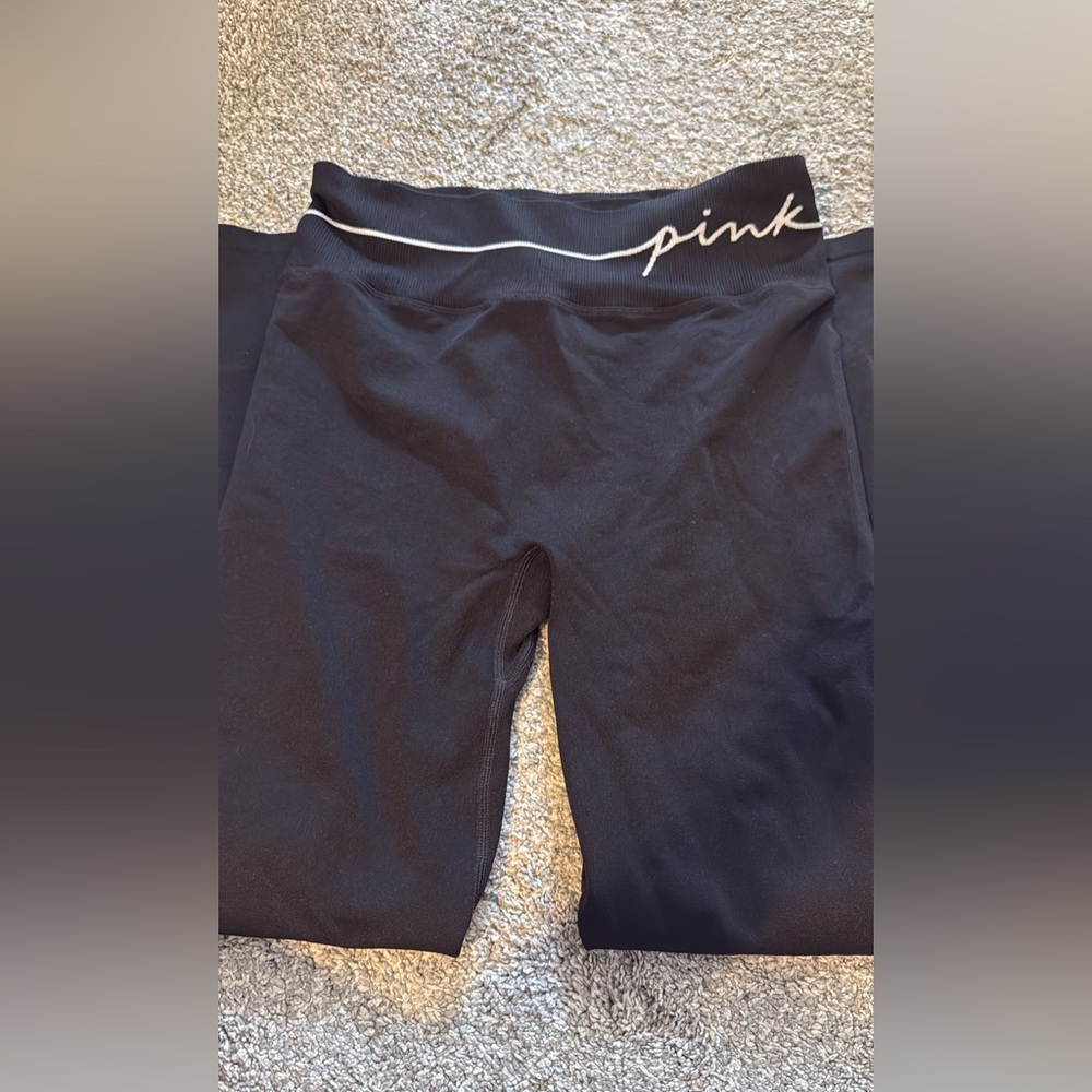 PINK Victoria's Secret Kids Leggings with White Trim excellent condition
